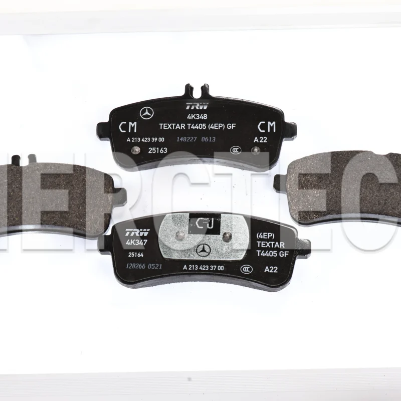 mercedes benz e200 w213 series rear brake pads a0004203204 oem & new