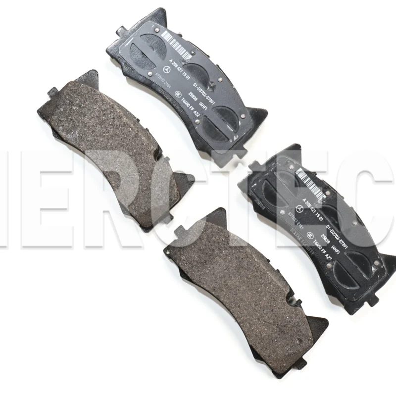 brake pads front wheel, suitable for 2015 2021 model amg gt (c190) (c205), original new a004205004