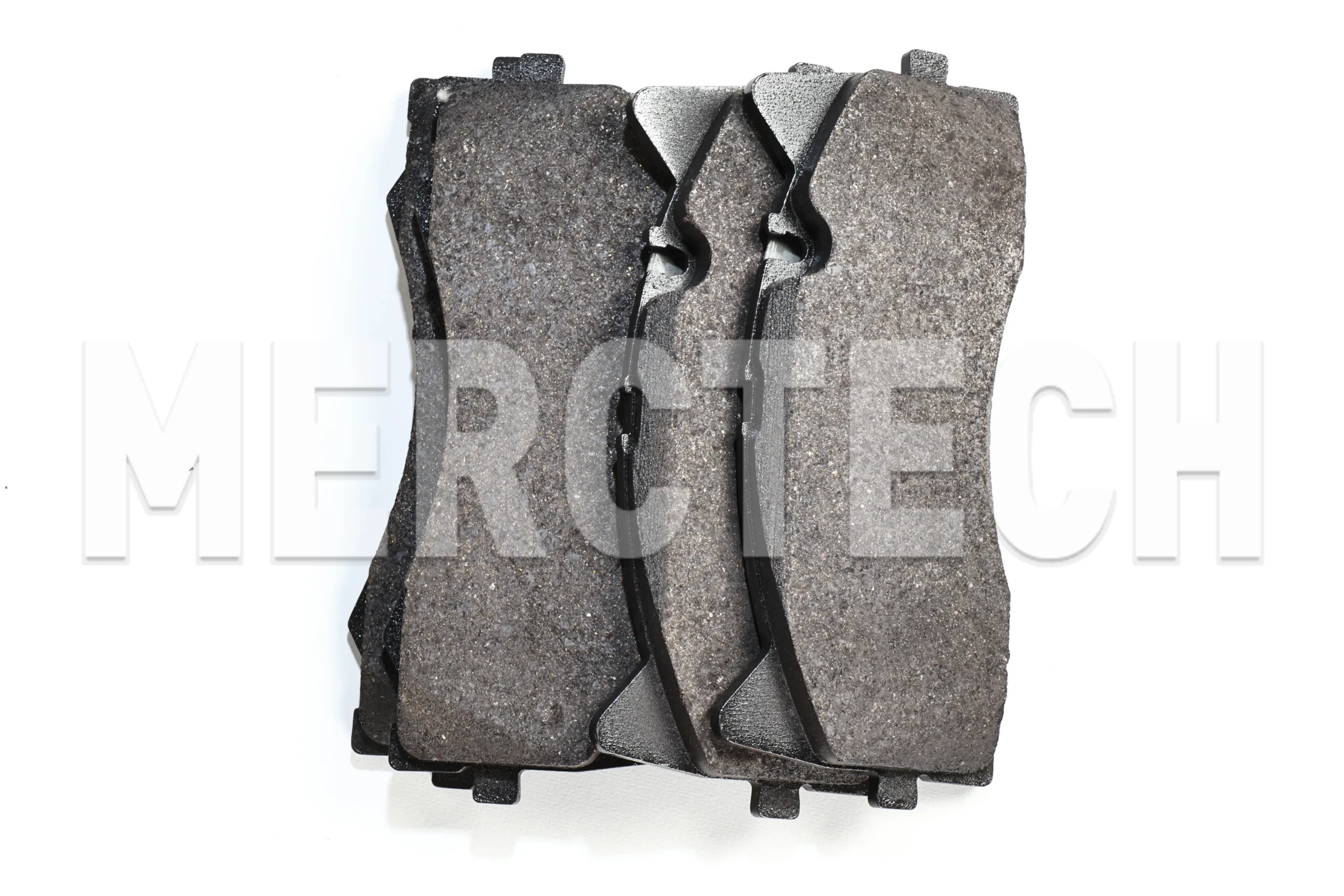 brake pads front wheel, suitable for 2015 2021 model amg gt (c190) (c205), original new a004205004