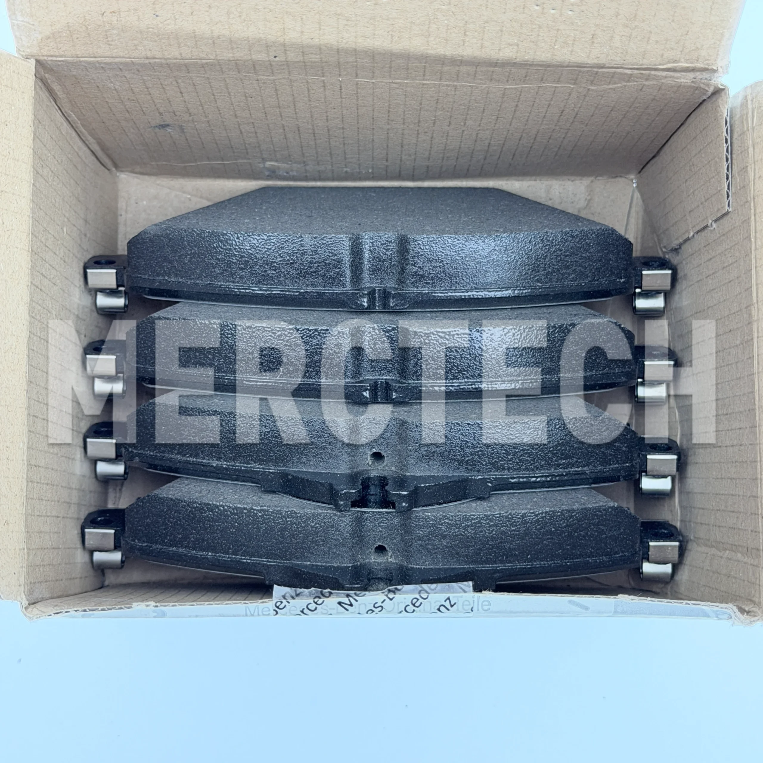 front brake pad set genuine mercedes w205/w213/w238 a0004208903